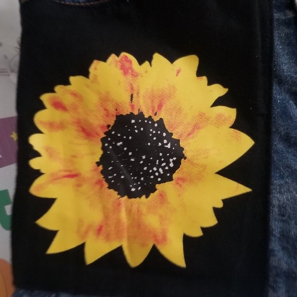 shorts/top matching set - Picture 3 of 5